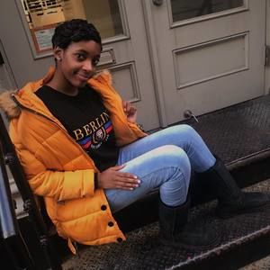 Meet your Posher, Kayla